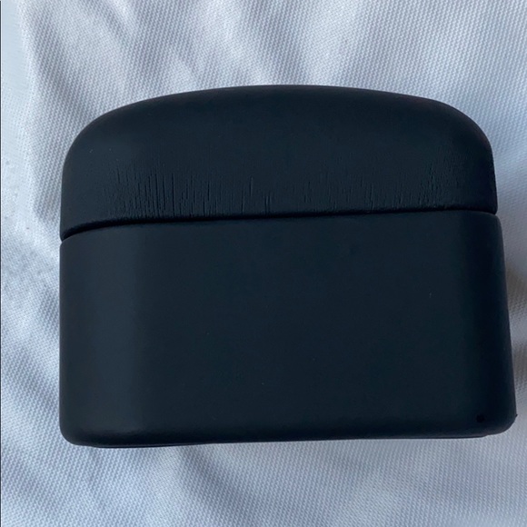 COPY - Authentic Emperio Armani Watch Case - Picture 4 of 5